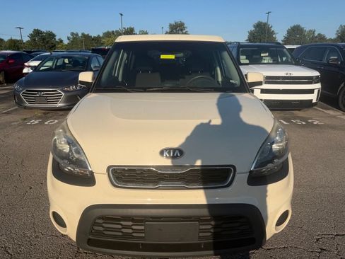 Used 2012 Kia Soul FWD image 2