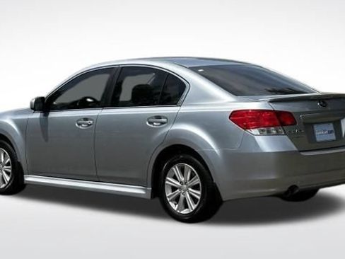 Used 2012 Subaru Legacy 2.5i Premium AWD/4WD image 7