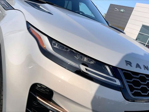Used 2023 Land Rover Range Rover Evoque R-Dynamic SE image 31