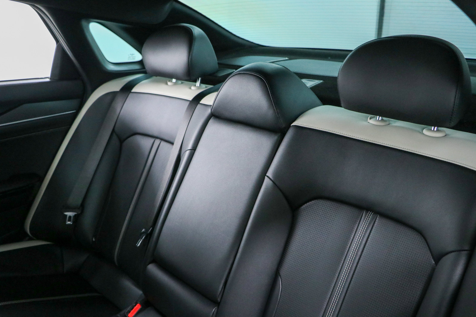 Used 2025 Kia K5 GT-Line w/ GT-Line Premium Package FWD image 26