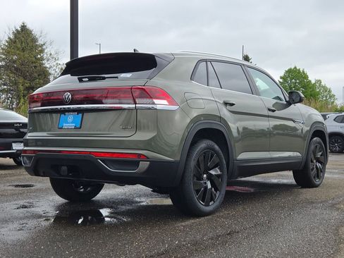 New 2026 Volkswagen Atlas Cross Sport SE AWD/4WD image 4