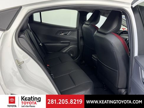 Used 2024 Toyota Prius Prime Premium image 18