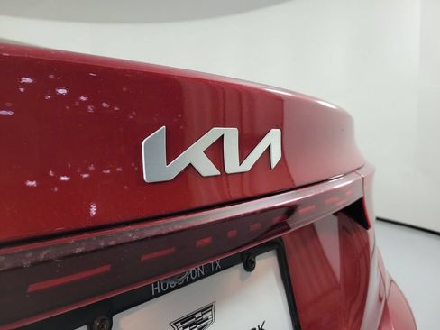 Used 2024 Kia Forte LXS FWD image 6