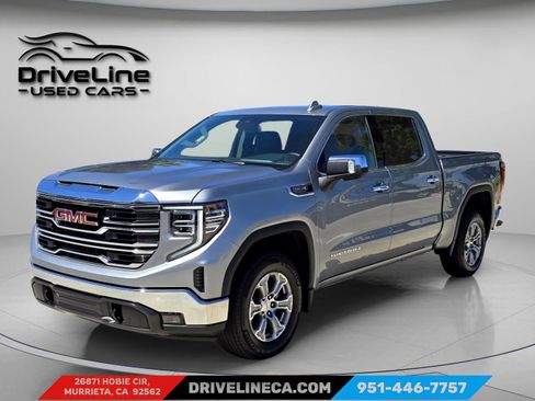 Used 2025 GMC Sierra 1500 SLT image 1