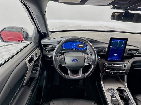 Used 2020 Ford Explorer ST w/ ST Street Pack image 19