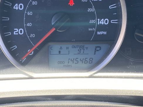 Used 2015 Toyota RAV4 XLE FWD image 31