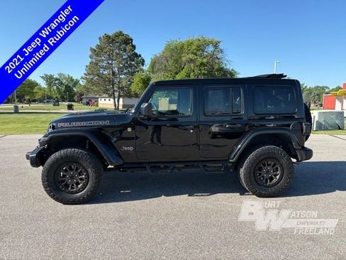 Used 2021 Jeep Wrangler Unlimited Rubicon w/ Trailer Tow Package AWD/4WD image 3