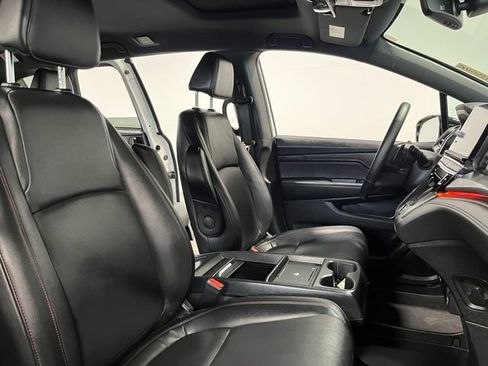 Used 2025 Honda Odyssey Sport-L image 10