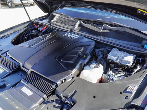 Used 2019 Audi Q7 3.0T Prestige w/ Prestige Package image 12