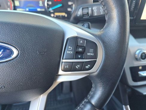 Used 2020 Ford Explorer XLT w/ Equipment Group 202A image 23