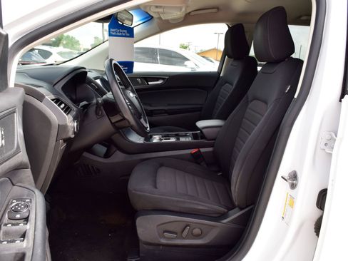 Certified 2020 Ford Edge SE FWD image 17