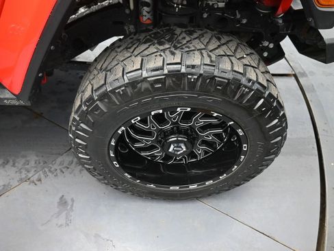 Used 2021 Jeep Gladiator Mojave image 36