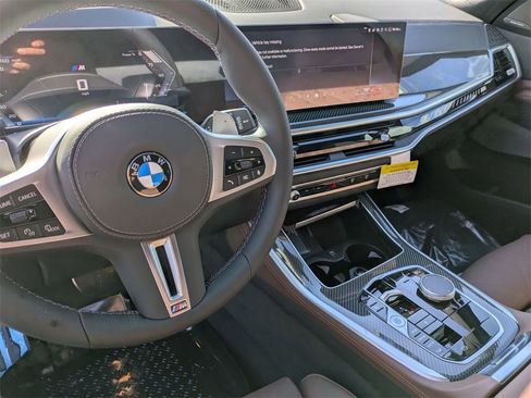 New 2026 BMW X5 M60i w/ Climate Comfort Package image 15