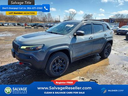 Used 2019 Jeep Cherokee Trailhawk
