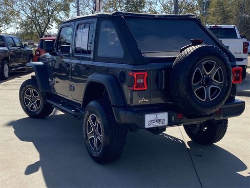 Used 2020 Jeep Wrangler Unlimited Sport S image 40