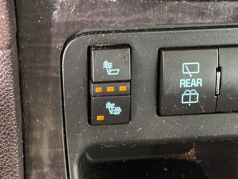 Used 2016 Buick Enclave Leather w/ Trailering Package image 28