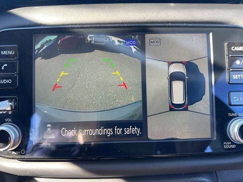 Used 2021 Nissan Kicks SR w/ SR Premium Package image 18