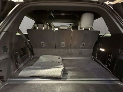 Used 2025 Lincoln Navigator Black Label AWD/4WD image 23