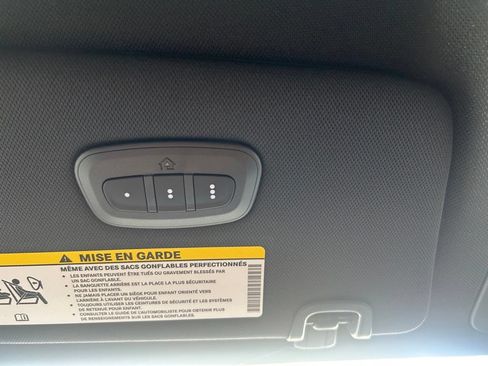 New 2026 Chrysler Pacifica Select w/ S Appearance Package FWD image 28