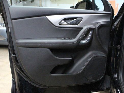 Used 2023 Chevrolet Blazer LT w/ Driver Confidence Package image 15