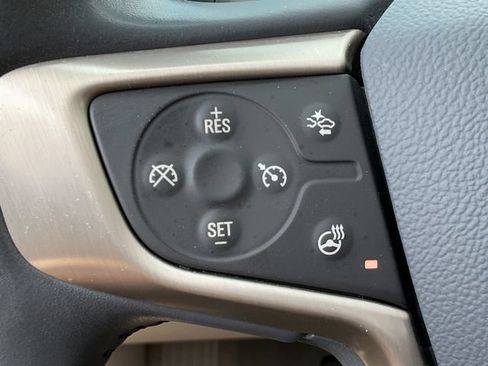 Used 2021 GMC Acadia Denali w/ Denali Ultimate Package AWD/4WD image 31