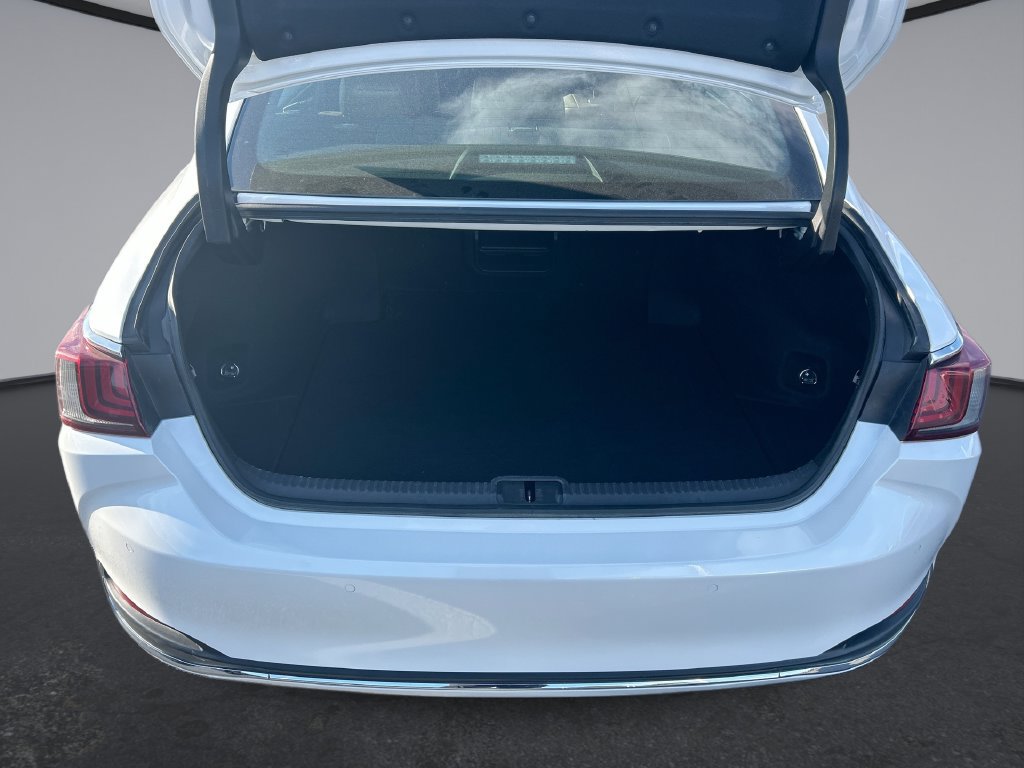 Used 2022 Lexus ES 300h w/ Premium Package FWD image 10