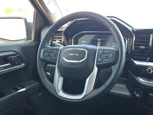 Used 2024 GMC Sierra 1500 SLT w/ SLT Premium Plus Package AWD/4WD image 37