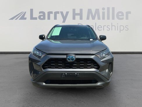 Used 2022 Toyota RAV4 LE AWD/4WD image 8