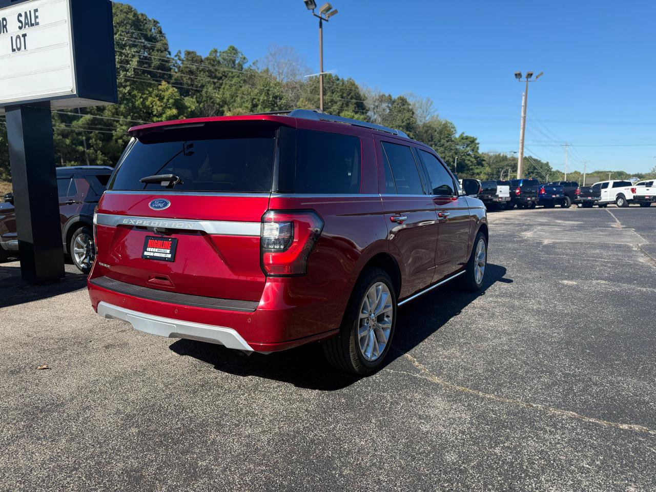 Used 2019 Ford Expedition Platinum AWD/4WD image 5