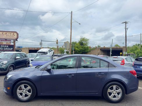 Used 2014 Chevrolet Cruze LT FWD image 3