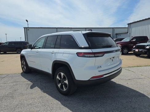 Certified 2022 Jeep Grand Cherokee Limited 4xe AWD/4WD image 6