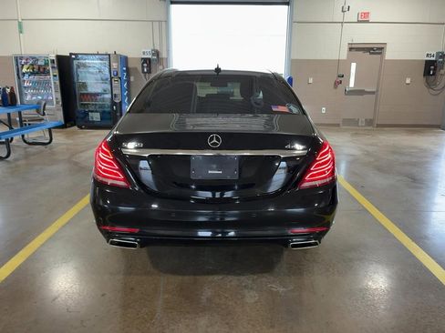 Used 2017 Mercedes-Benz S 550 4MATIC Sedan image 10