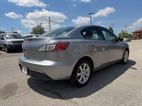 Used 2010 MAZDA MAZDA3 i Touring FWD image 5