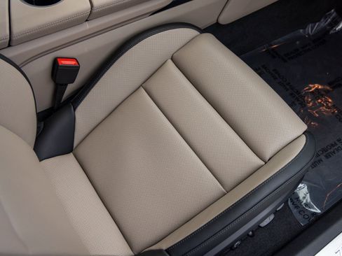 New 2025 Porsche Taycan 4S image 46