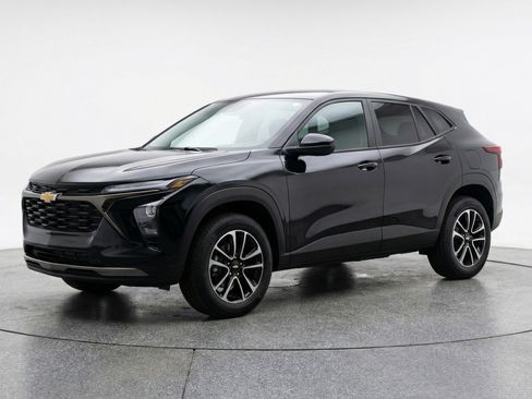 Used 2025 Chevrolet TrailBlazer LT image 3