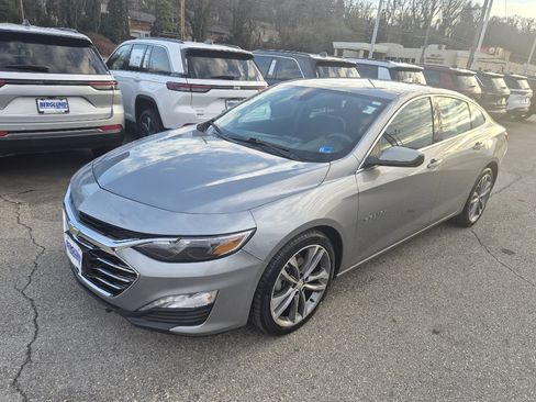 Used 2023 Chevrolet Malibu LT image 1