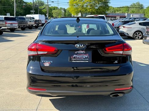 Used 2018 Kia Forte S w/ S Technology Plus Package FWD image 47