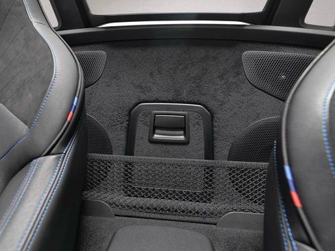 Certified 2024 BMW Z4 M40i w/ Premium Package RWD image 12