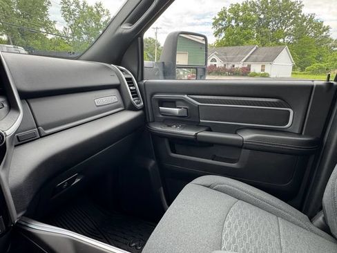 New 2026 RAM 2500 Big Horn AWD/4WD image 47