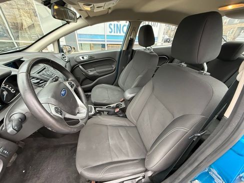 Used 2016 Ford Fiesta SE image 6