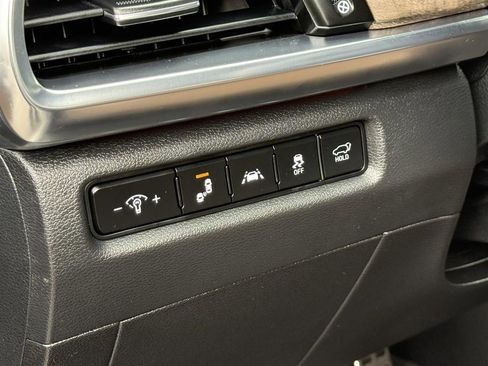 Used 2022 Kia Telluride SX w/ SX Prestige Package image 26