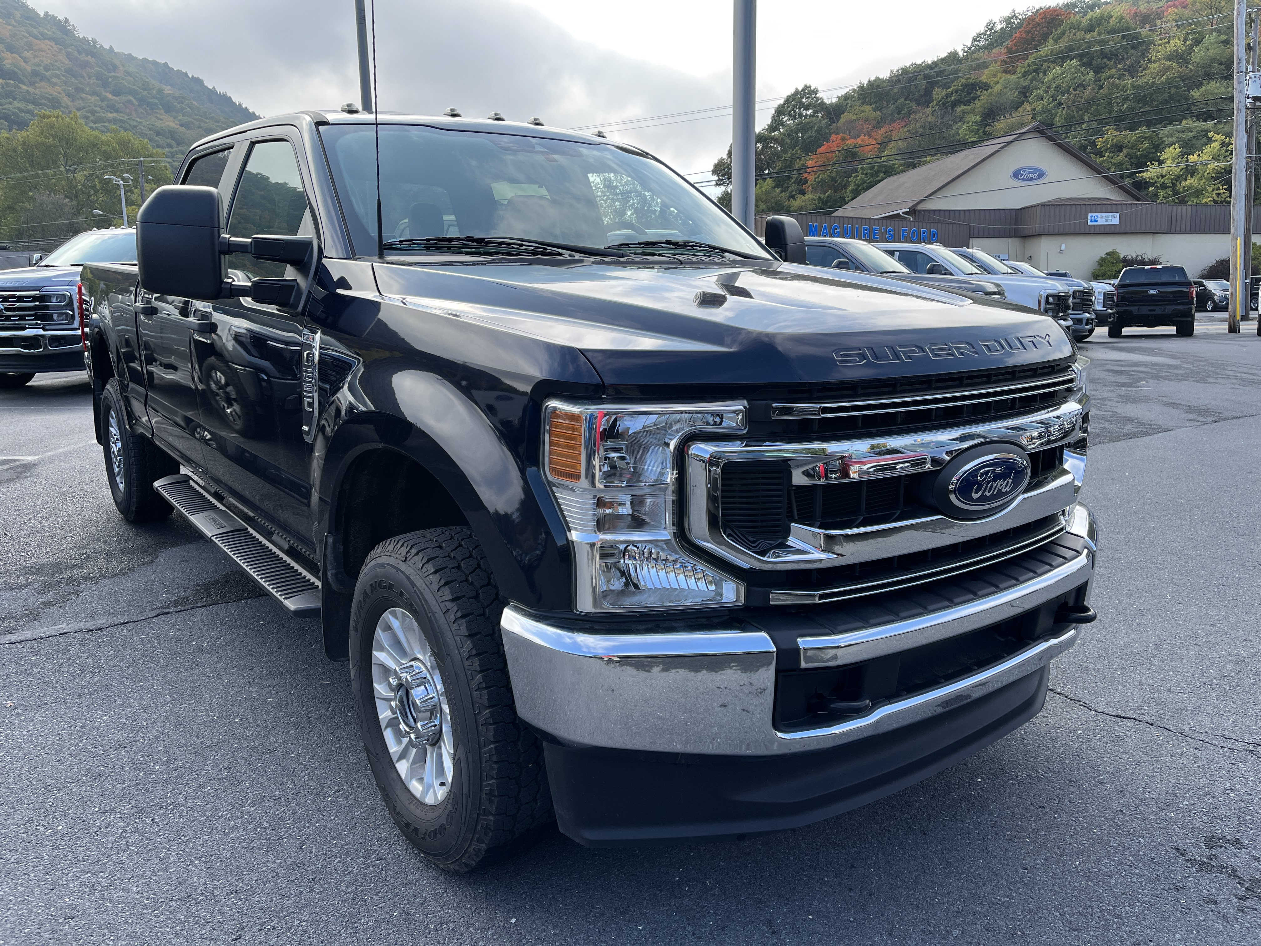 Used 2021 Ford F250 XL w/ STX Appearance Package AWD/4WD image 4
