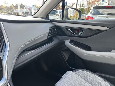 Used 2023 Subaru Outback Premium image 27