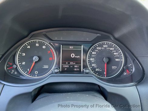 Used 2012 Audi Q5 3.2 Prestige AWD/4WD image 53