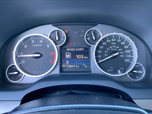 Used 2016 Toyota Tundra SR5 image 24