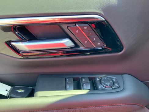 New 2026 Chevrolet Suburban RST w/ Advanced Technology Package AWD/4WD image 20