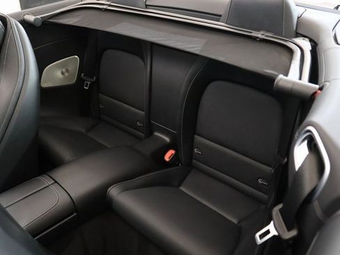 Used 2022 Mercedes-Benz SL 55 AMG 4MATIC w/ Driver Assistance Package image 16