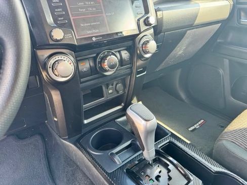 Used 2023 Toyota 4Runner TRD Off-Road AWD/4WD image 17