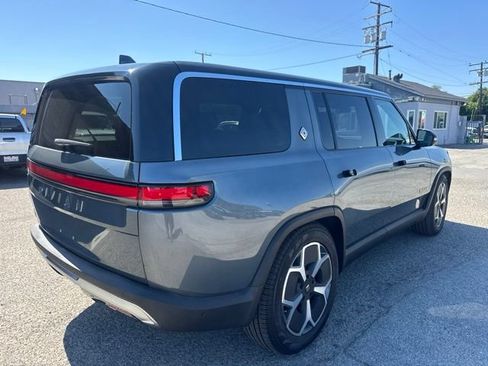 Used 2024 Rivian R1S Adventure AWD/4WD image 5