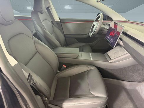 Used 2024 Tesla Model 3 image 20